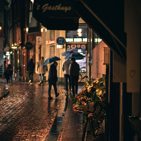 بیت آراندبی Luv با آهنگسازی Terminator Beatz